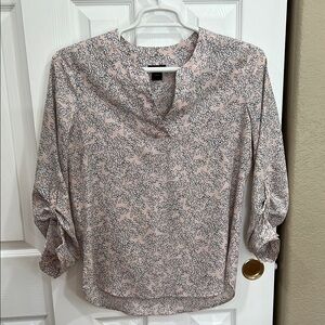 Ann Taylor Patterned Women's Top size medium